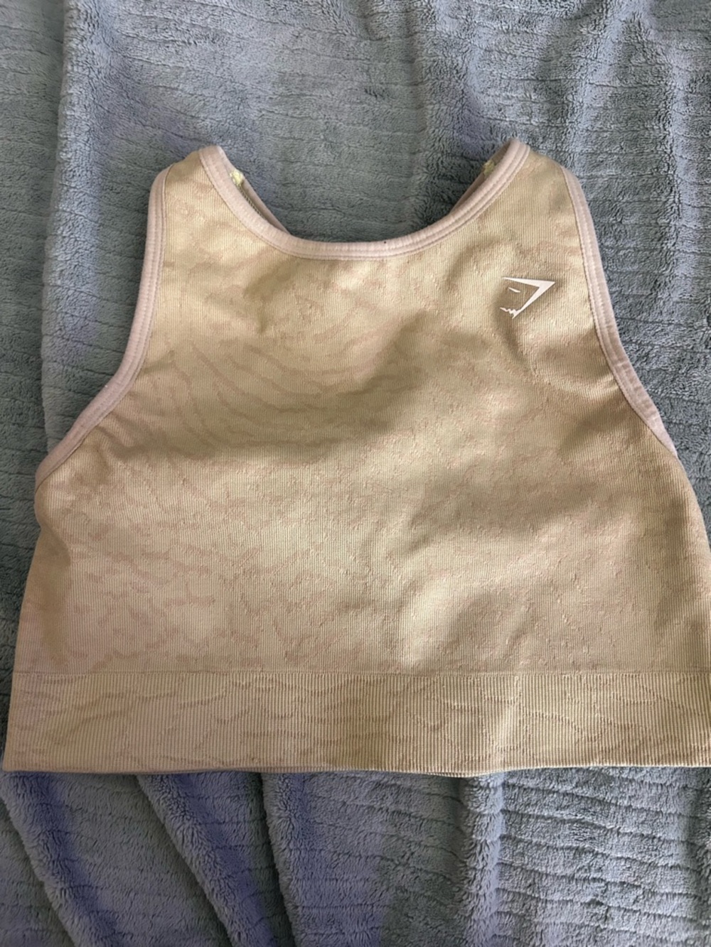 Gymshark Pale Yellow Ribbed Seamless Crop Sports Bra